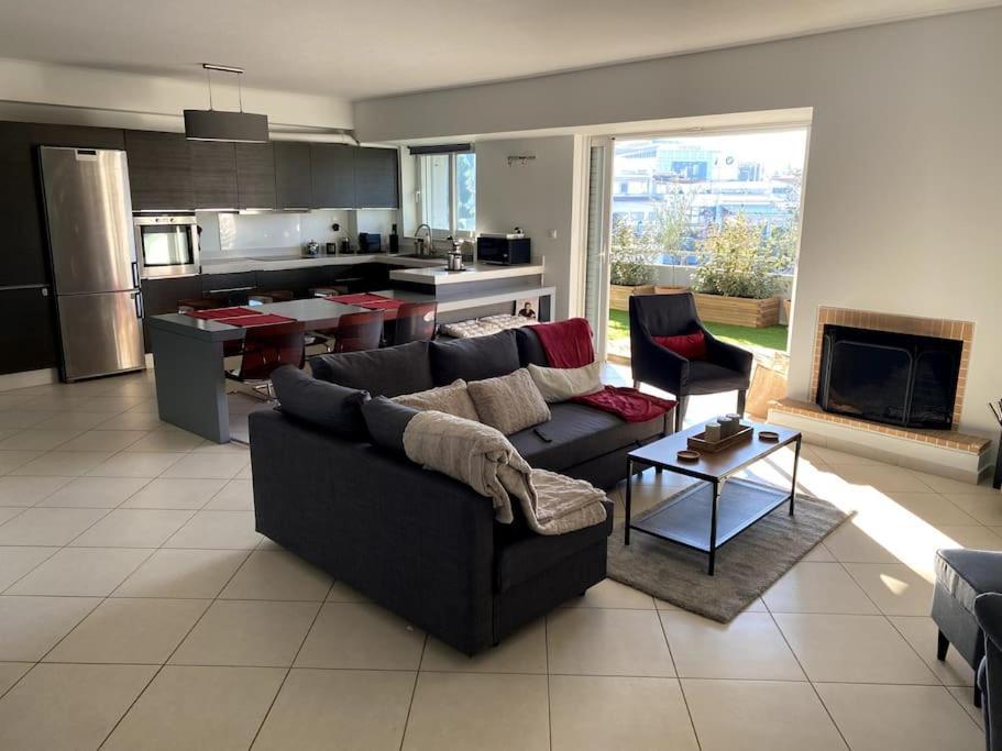 Spacious And Sunkissed 3Br & 2 Bathrooms Apartment Atena Exterior foto