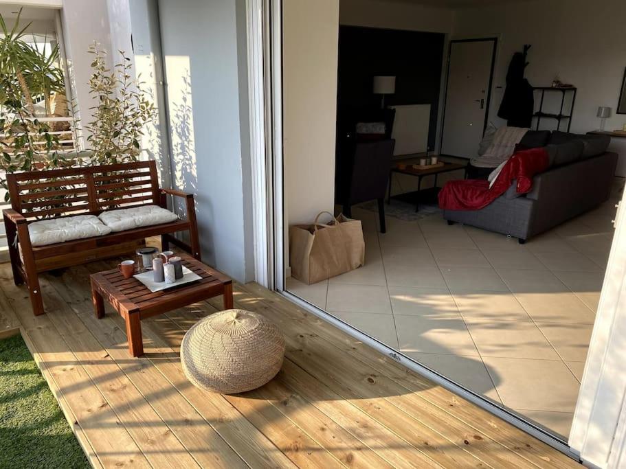 Spacious And Sunkissed 3Br & 2 Bathrooms Apartment Atena Exterior foto