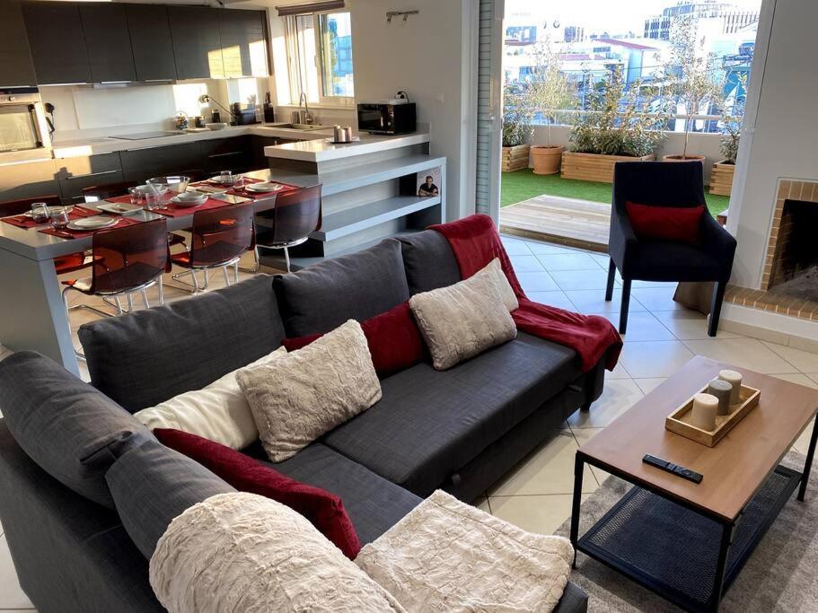 Spacious And Sunkissed 3Br & 2 Bathrooms Apartment Atena Exterior foto