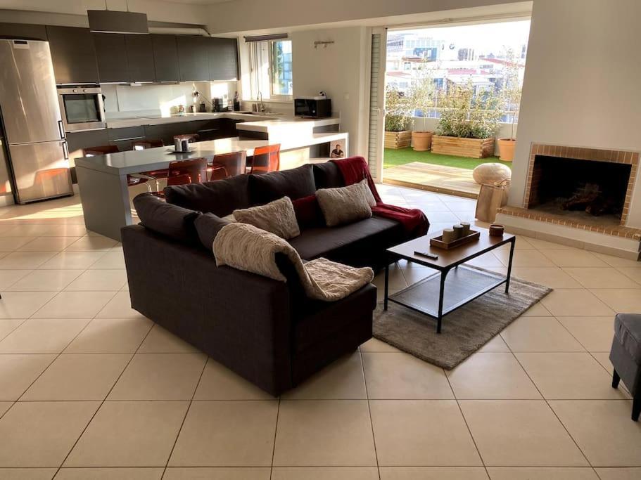 Spacious And Sunkissed 3Br & 2 Bathrooms Apartment Atena Exterior foto